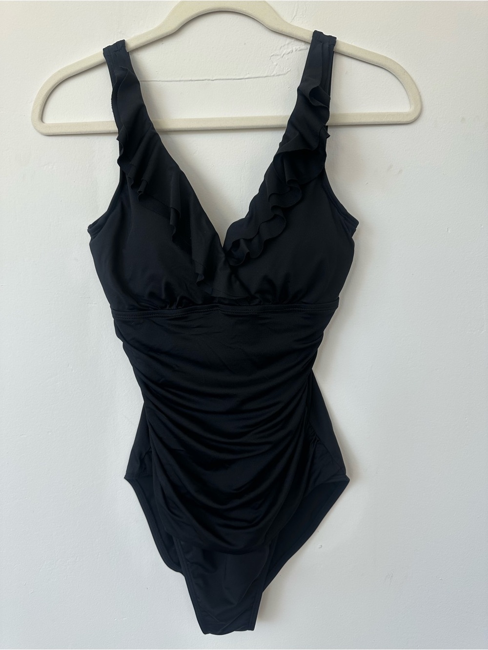 Lauren Ralph Lauren Black Ruffle One Piece Swimsuit Size 8 Underwire Ruched